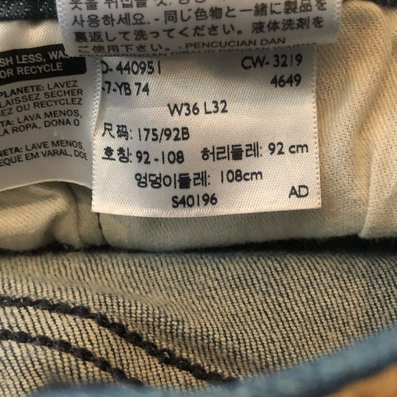 Levi’s 541, Men’s 36, Athletic Cut Jeans, GUC - Picture 6 of 13